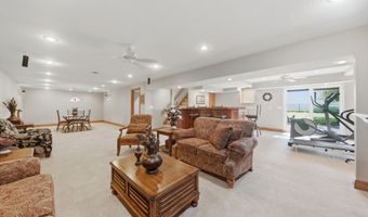 1465 NE 88th St, Altoona, IA 50009