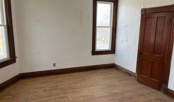 401 N 9th St, Atchison, KS 66002