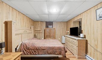 42 Charles Ave, Charlestown, RI 02813