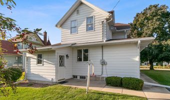 118 Main St, Arlington, WI 53911