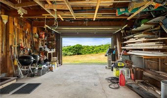 1035 Mohegan Trl, Block Island, RI 02807