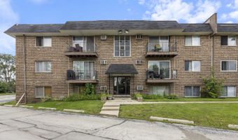 215 S Hale St 7C, Addison, IL 60101