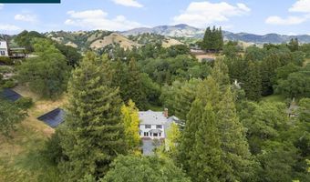 32 Kensington Ct, Alamo, CA 94507