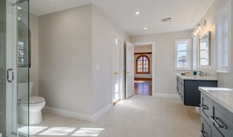 12 Runkenhage Rd, Darien, CT 06820