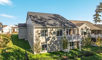 144 COWBIRD St, Lake Frederick, VA 22630