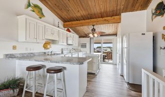 201 Freeman Ln A, Atlantic Beach, NC 28512