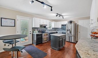 20256 Avondale Rd, Abingdon, VA 24211