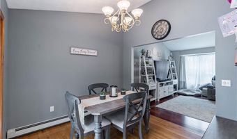 77 Lippitt Ave, Cumberland, RI 02864