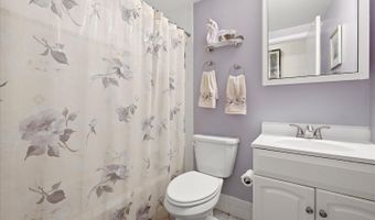 3534 WOODBURN Rd, Annandale, VA 22003