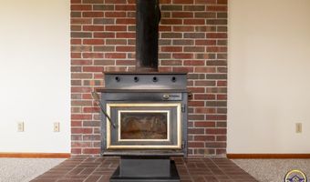 13827 SW 81st St, Auburn, KS 66402