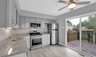 13351 Hiddencrest Ln, Ballwin, MO 63021