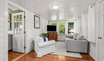129 Bedford Center Rd, Bedford, NH 03110