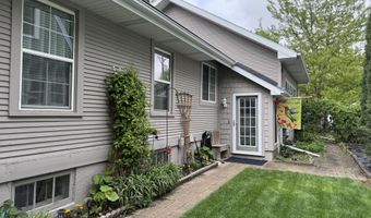 1407 S 2nd St, Aberdeen, SD 57401