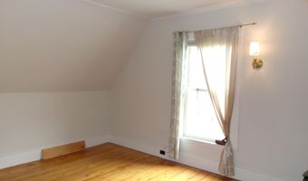 121 Summer St, Auburn, ME 04210