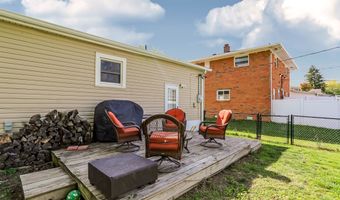 70 S 5th Ave, Beech Grove, IN 46107