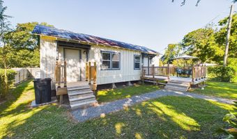 706 S St Charles St, Abbeville, LA 70510