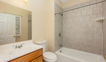 173 Anton Dr, Bridgeport, CT 06606