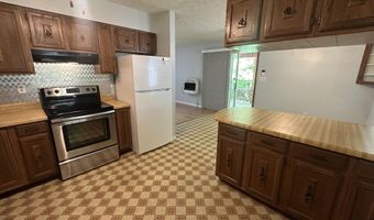 186 View Rd, Alderson, WV 24910