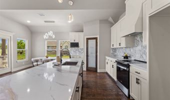 8644 Kelly Ln, Alvarado, TX 76009