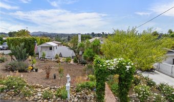206 S Wisconsin St, Fallbrook, CA 92028