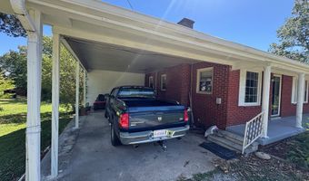 105 Able St, Big Sandy, TN 38221