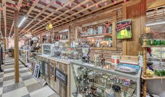 1041 Military Ave, Baxter Springs, KS 66713