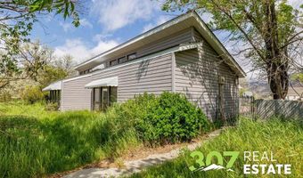 708 Southfork Rd, Cody, WY 82414