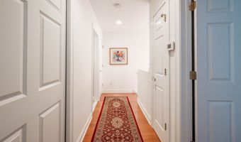 46 Stetson Pl 46, Danbury, CT 06811