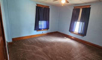 214 W Webster, Apple River, IL 61001