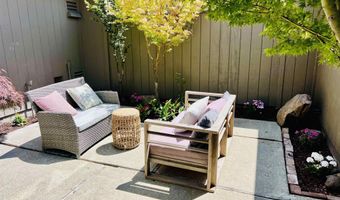 1026 Trellis Ln, Alameda, CA 94502