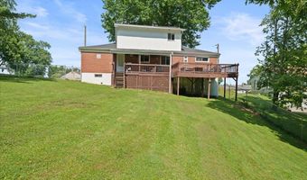 102 Hillcrest Rd, Aurora, IN 47001