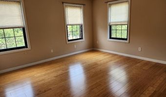 22 Baypath Way, Branford, CT 06405