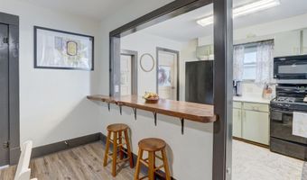 222 N 1st St, Arkansas City, KS 67005