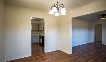 201 College St, Batesville, MS 38606