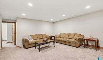 218 Douglas Blvd, Baltic, SD 57003