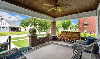 247 W Mechanic St, Bloomfield, IN 47424