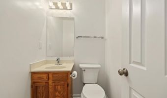 2213 S POLLARD St, Arlington, VA 22204