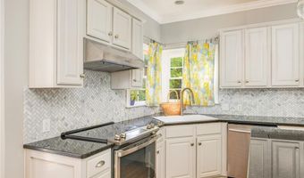 183 Scottsdale Dr, Advance, NC 27006