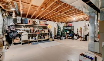 1412 Court St, Adel, IA 50003