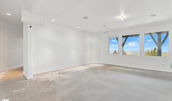 16957 Bedford Chase Cir, Anchorage, AK 99516
