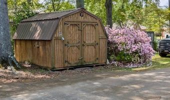 200 Kyle St, Batesville, MS 38606
