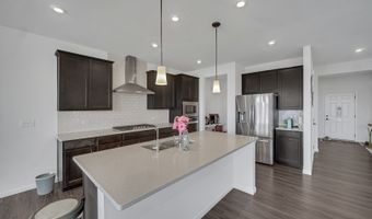 2111 Schmitt Cir, Algonquin, IL 60102