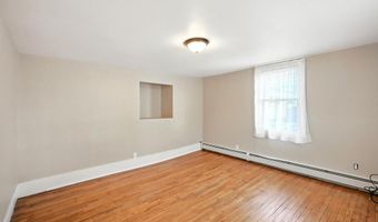 133 Riverside Dr, Augusta, ME 04330