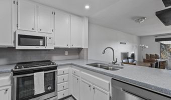 5980 Dandridge Ln 215, San Diego, CA 92115