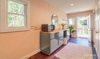 199 Pennsylvania Ave, Asheville, NC 28806