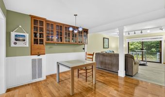 405 Timber Ln 405, Canton, CT 06019