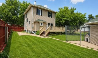1009 S Kline St, Aberdeen, SD 57401