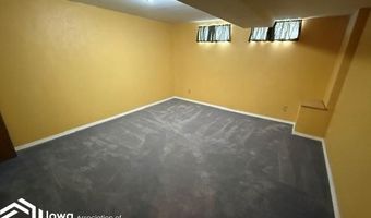 1317 E Commercial St, Algona, IA 50511