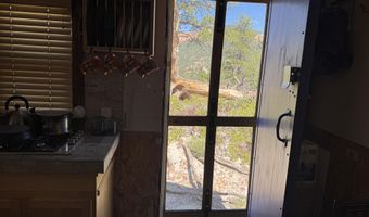 186 Trails End Dr, Alton, UT 84710