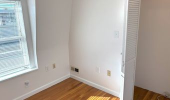 663 E 5th St B, Boston, MA 02127